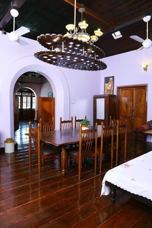 Chiramel Residency Apartment Kochi Room photo